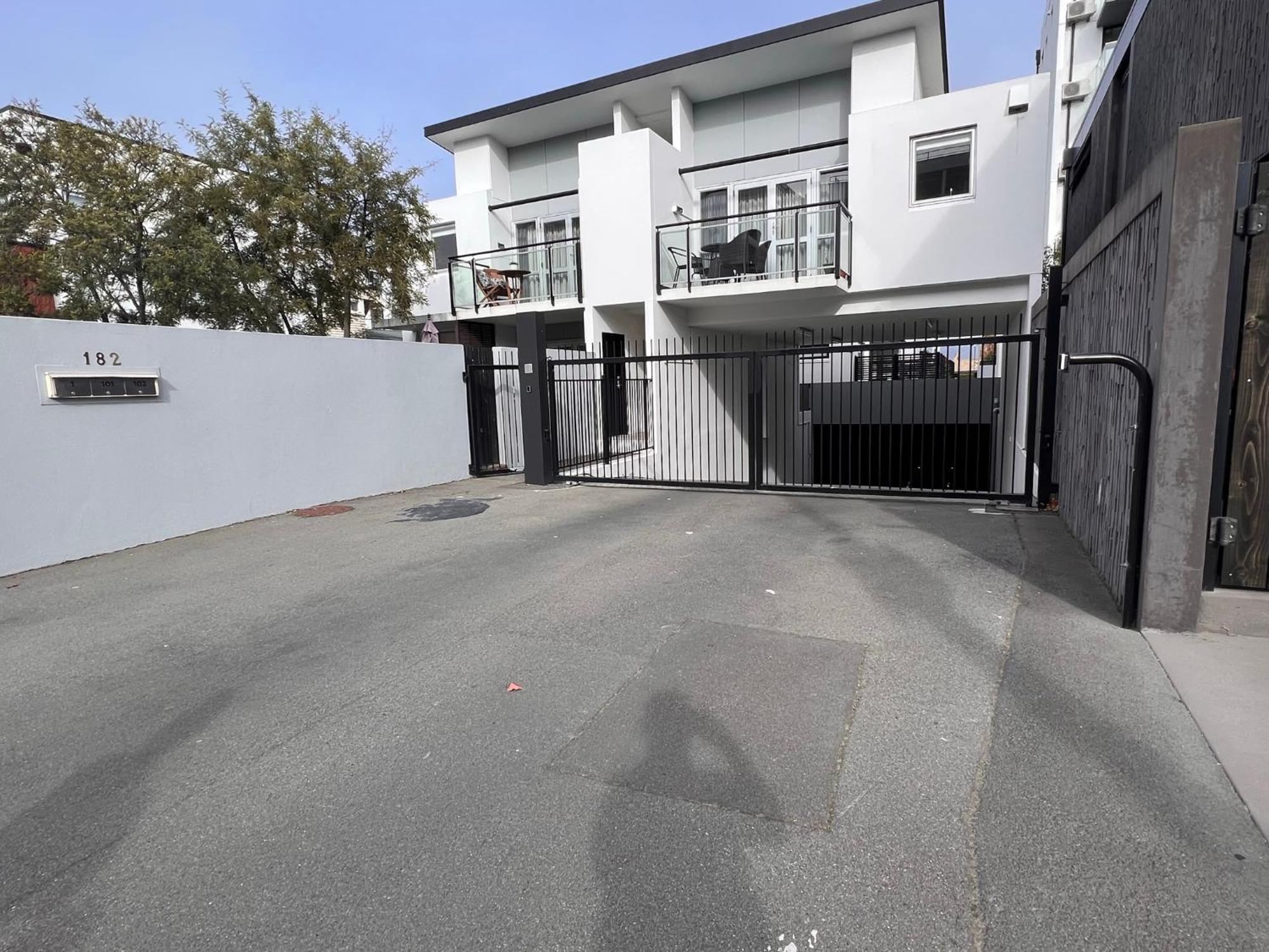 Latimer Loft - Christchurch Holiday Homes Exterior photo